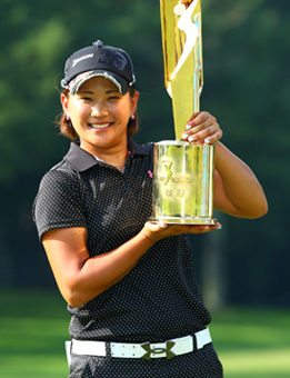 Dns戦士 成田美寿々選手 プロゴルファー が歳にしてツアー2勝目 プレーオフを制し渾身のガッツポーズ Team Dns News News Dns Zone